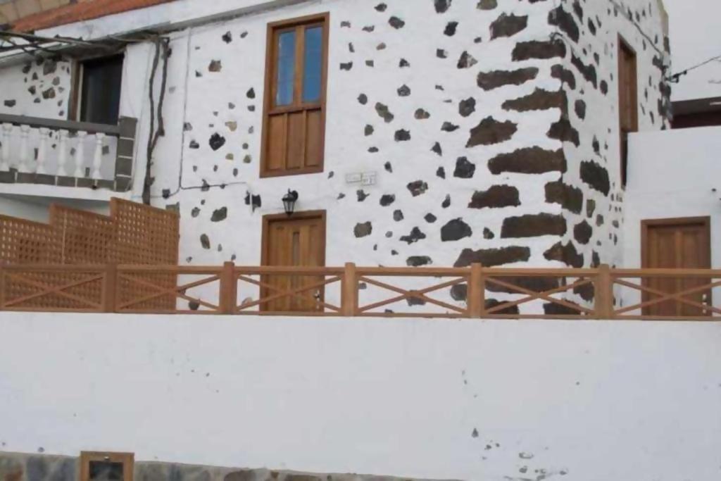 Casa Rural De 1945 Dos Plantas Patio Y Barbacoa Frontera Exterior foto